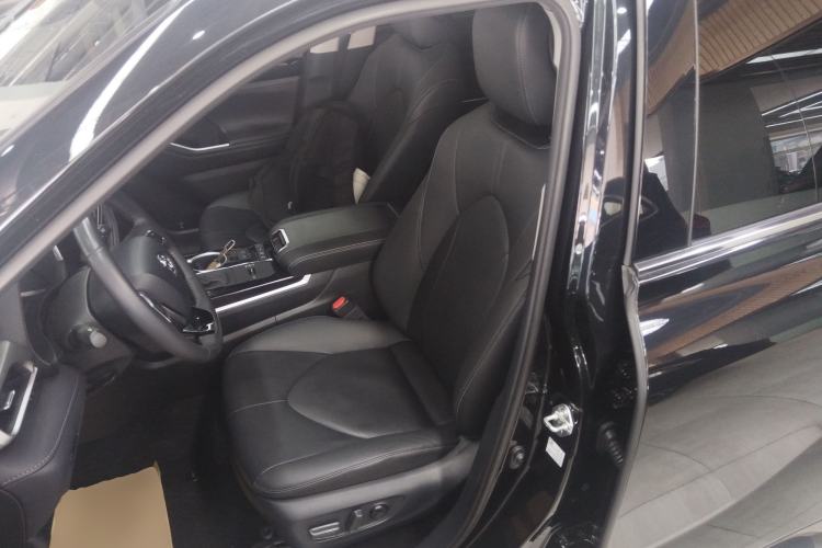 Used Toyota Highlander 2023 2.5L Smart Electric Hybrid Dual-Engine Four-Wheel Drive Prestige Version – 7 Seats
