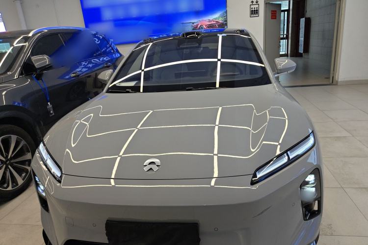 Used Nio ET5T 2025 75 kWh Touring Front