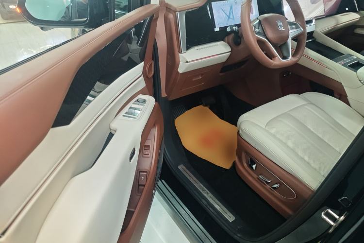 Used BYD Xia 2025 DM-i 1.5T 180km Excellence Model
