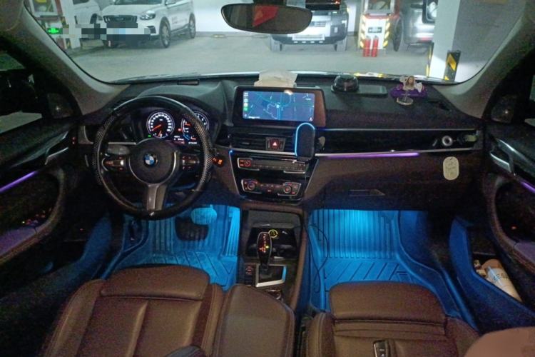 Used BMW X1 2020 sDrive25Li Leading Model Center Console