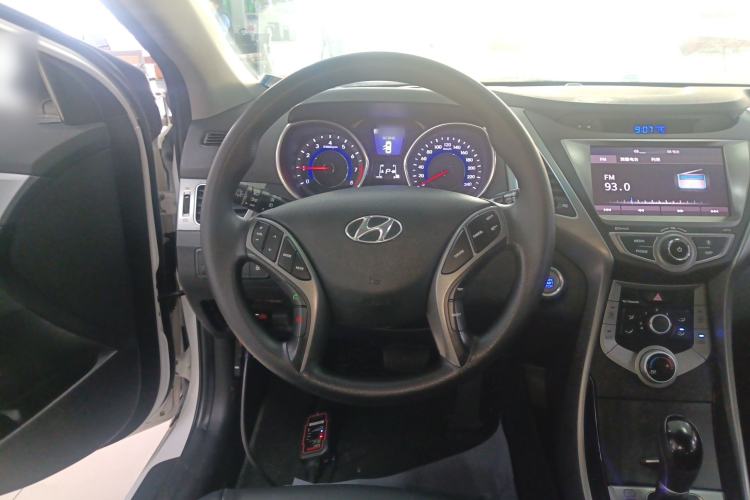 Used Hyundai Elantra (5th Generation / Langdong) 2016 1.6L Automatic Prestige Model
