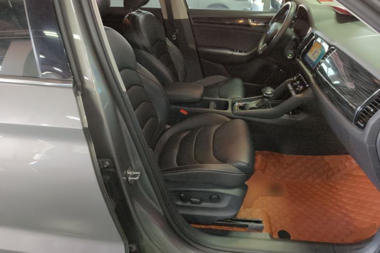 Used Skoda Kodiaq 2019 TSI330 7-Seater Two-Wheel-Drive Luxury Enjoyment Edition China V Emission Standard