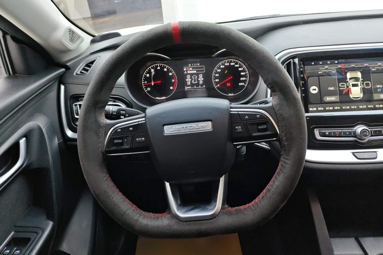 Used JETOUR X70M 2020 Revised 1.5T Manual Partner Version 5-Seater