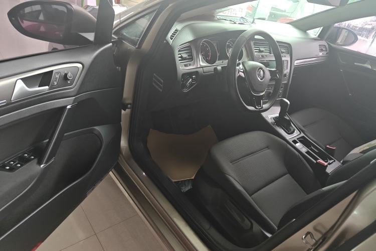 Used Volkswagen Golf 2015 1.4TSI Automatic Comfort Model