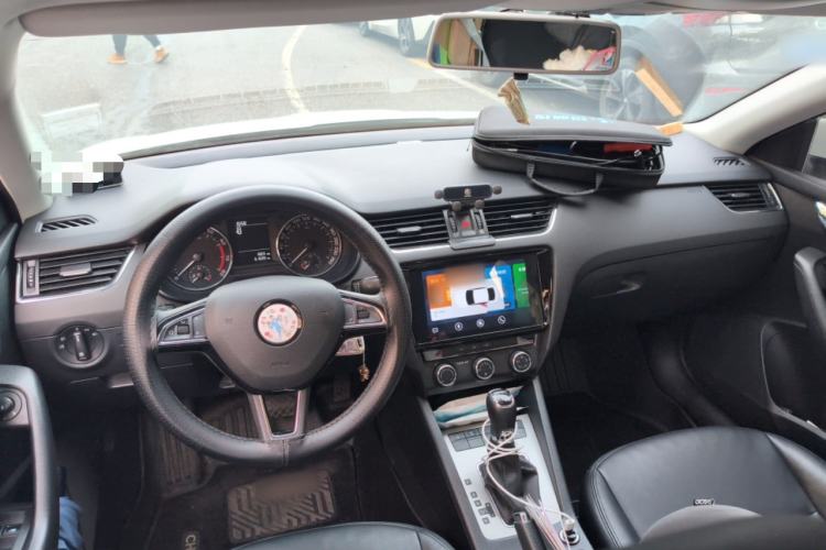 Used Skoda Octavia 2019 1.5L Automatic SmartDrive Comfort Edition China VI Standard
