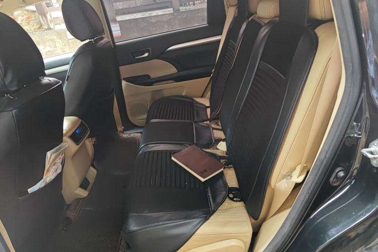 Used Toyota Highlander 2018 2.0T Two-Wheel Drive Elite Version 5 Seats China VI Standard Left Rear Seat