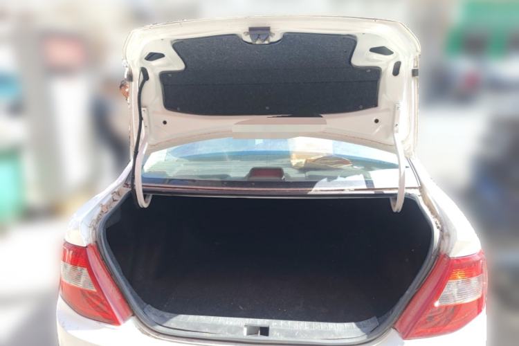 Used BYD F3 2015 Energy-Efficient Model 1.5L Manual Comfort Edition Trunk