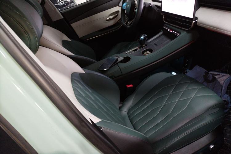 Used JETOUR Shanhai L9 2024 1.5TD 2DHT Max 7-Seater