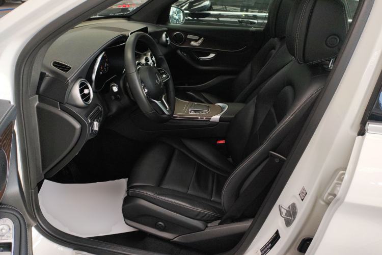 Used Mercedes-Benz GLC 2020 Facelift GLC 300 L 4MATIC Dynamic Edition