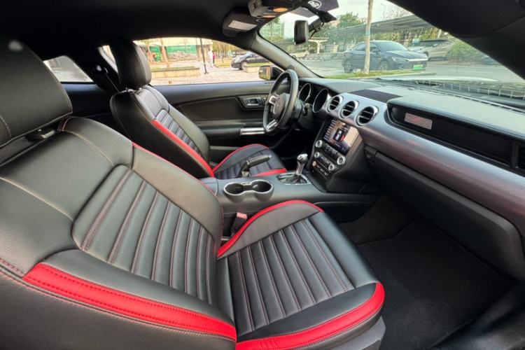 Used Ford Mustang 2015 2.3T Automatic U.S.-Spec Version