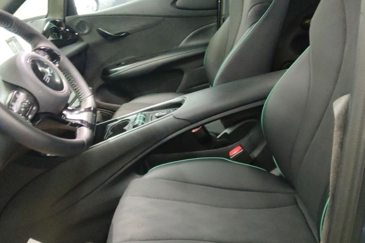 Used BYD Dolphin 2024 Honor Edition 420km Fashion Version
