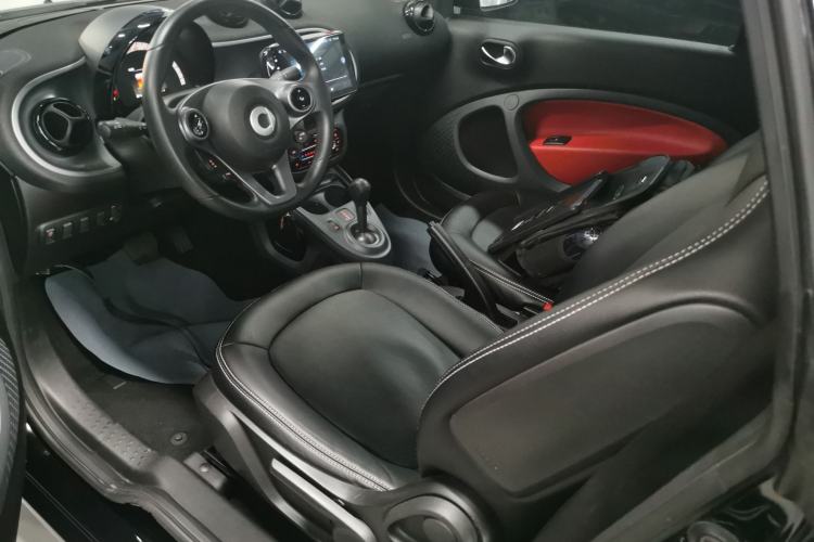 Used smart fortwo 2018 1.0L 52kW Convertible Passion Edition China V Standard
