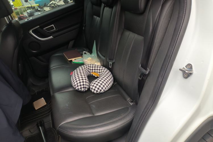 Used Land Rover Discovery Sport 2016 2.0T SE Left Rear Seat