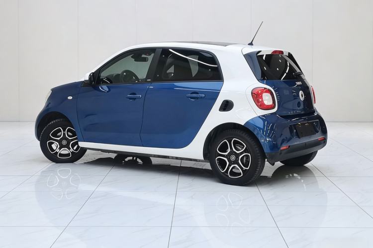 Used smart forfour 2018 1.0L 52kW Passion Edition
