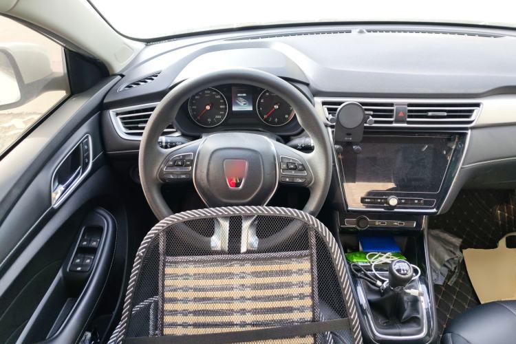 Used Roewe i5 2019 1.5L Manual 4G Connectable Langhao Edition