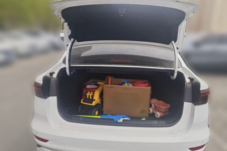 Used Geely Auto Emgrand 2023 4th Generation Champion Edition 1.5L CVT Luxury Model