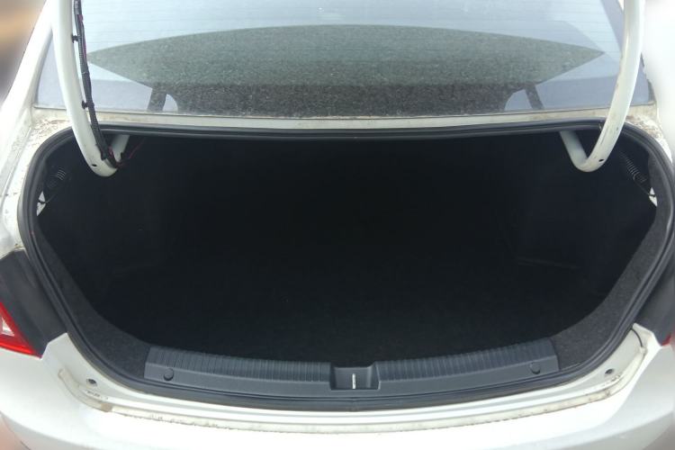 Used Bestune B30 2016 1.6L manual Comfort trim level Trunk