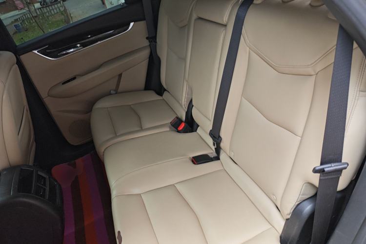 Used Cadillac XT5 2017 Anniversary Edition 28T Four-Wheel Drive Luxury Model
