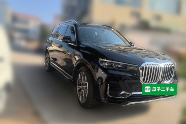 Used BMW X7 2021 xDrive40i Luxury Package with Leading Features