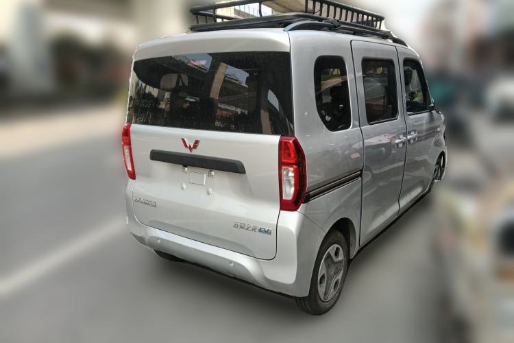 Used Wuling Zhiguang New Energy 2025 Model 305km Ambitious Edition