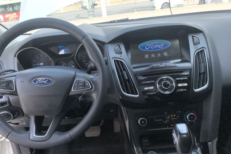 Used Ford Focus 2018 Sedan Classic 1.6L Automatic Trendy SmartDrive Edition