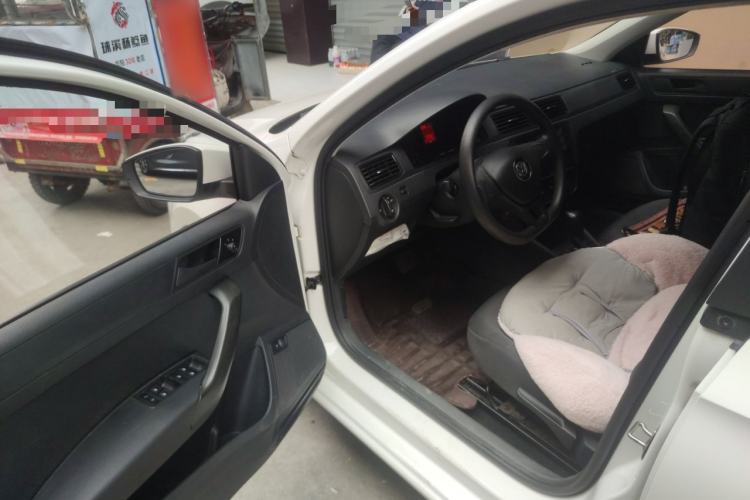 Used Volkswagen Santana 2016 1.6L Automatic Fashion Edition
