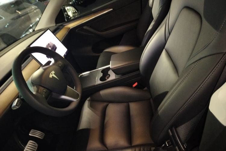 Used Tesla Model Y 2021 Performance High-Performance All-Wheel-Drive Version