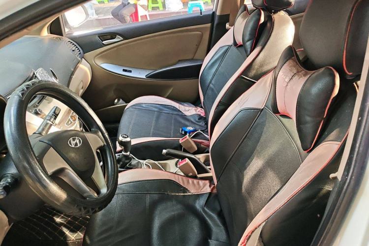 Used Hyundai Verna (older generation) 2016 1.4L Manual Smart GLS Trim