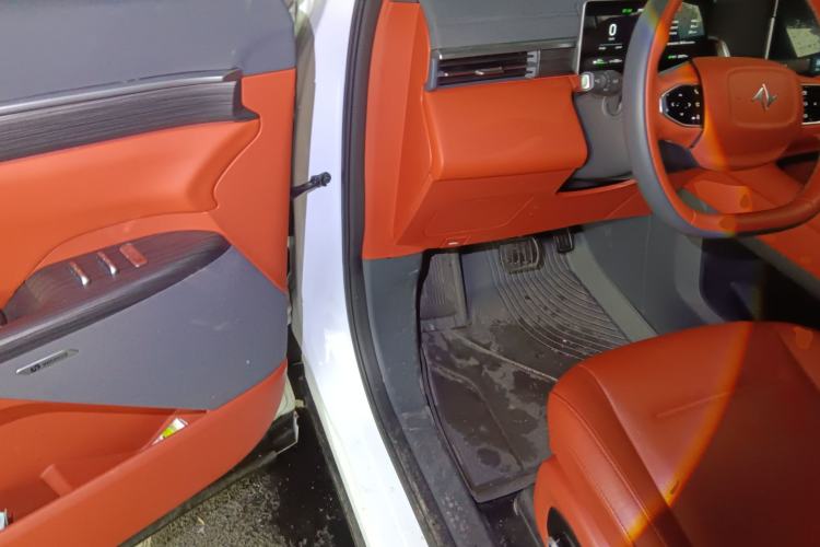 Used Dongfeng eπ eπ008 2024 636Max All-Electric Version 6 Seats