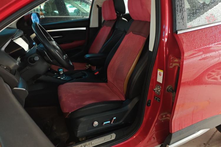 Used Haval H2s 2017 Red-Label 1.5T Dual-Clutch Luxury Model
