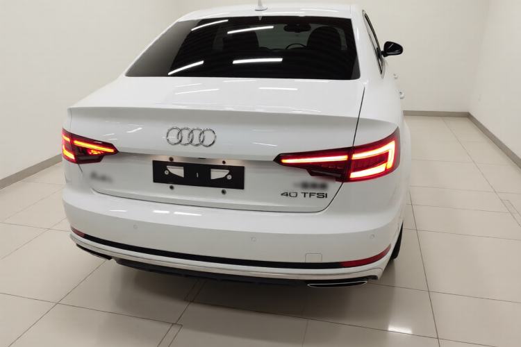 Used Audi A4L 2019 40 TFSI Fashion Version China V