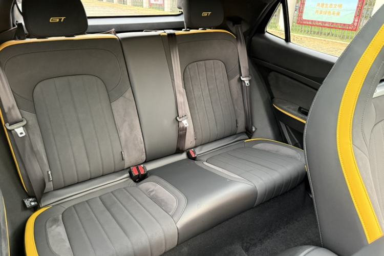 Used ORA Good Cat GT 2024 Mulan Edition 401 km Range Prestige Version 135 kW Interior 4