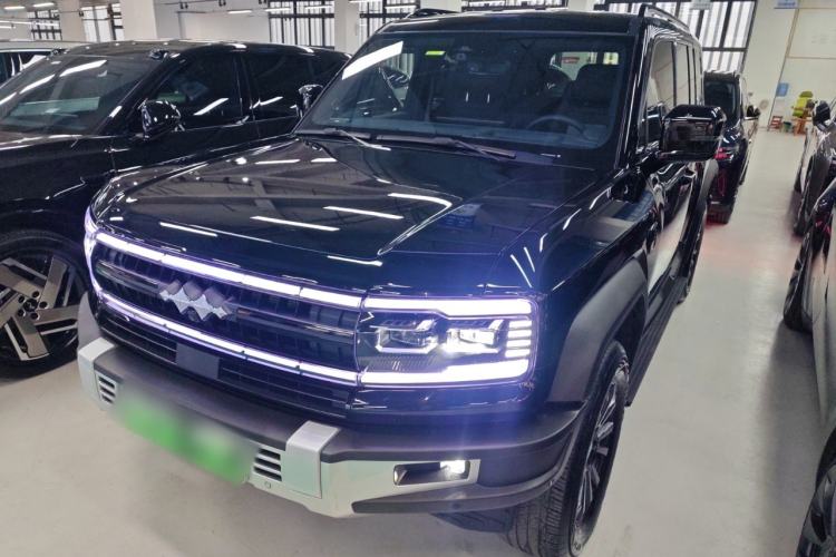 Used Formula Leopard Leopard 5 2023 Navigator Edition
