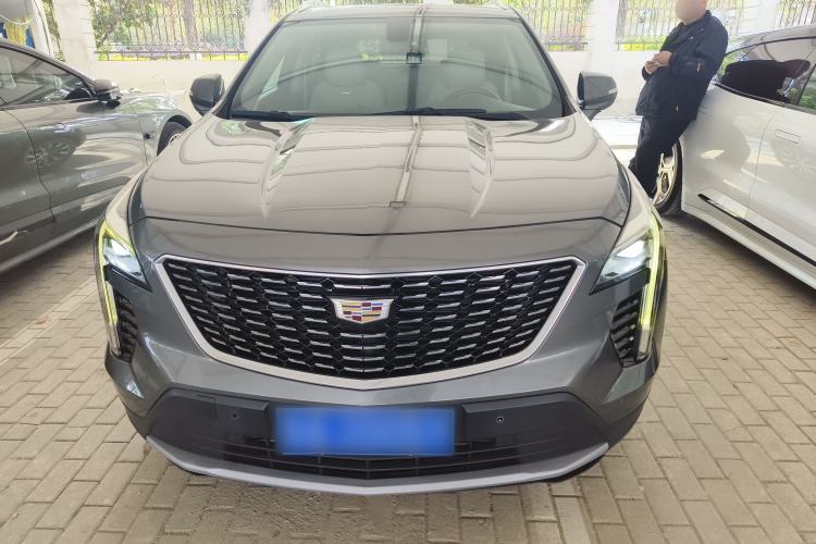 Used Cadillac XT4 2018 28T Two-Wheel-Drive Luxury Model
