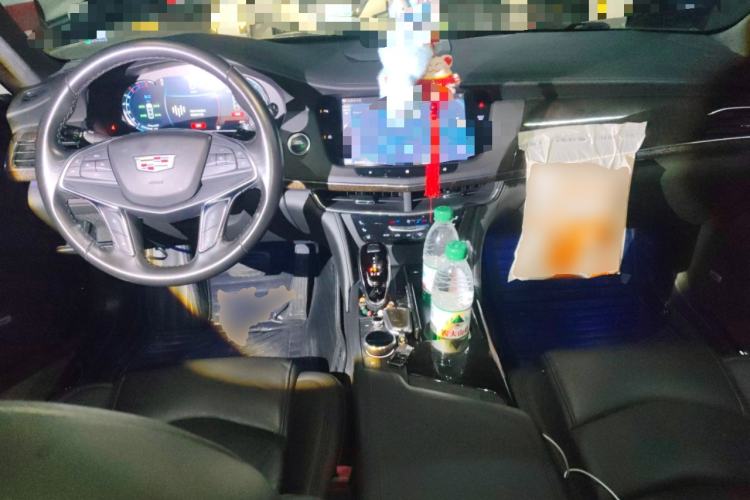 Used Cadillac CT6 2021 28T Luxury Version Center Console