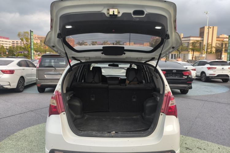 Used Suzuki Liana A6 2014 Hatchback 1.5L Automatic Ideal Model Trunk