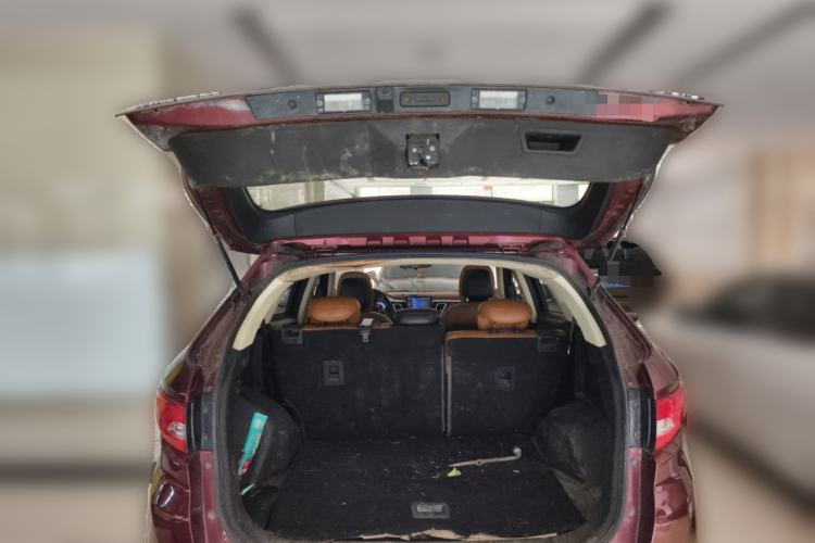 Used Soueast DX7 2015 1.5T Manual Luxury Model
