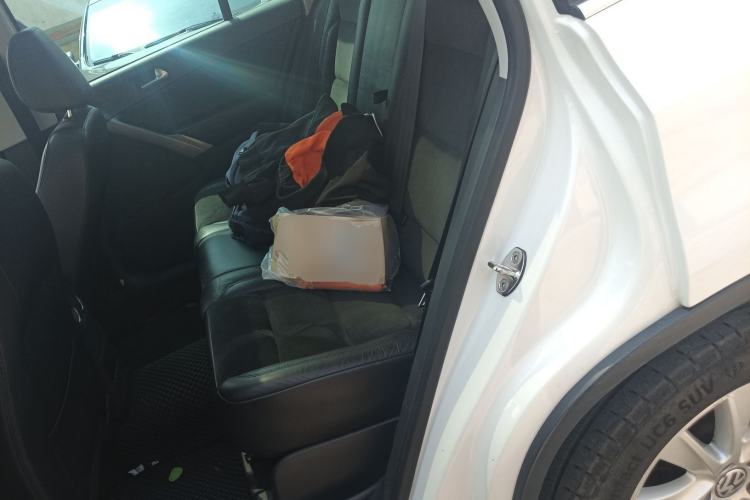 Used Volkswagen Tiguan 2012 2.0 TSI Automatic All-Wheel Drive Flagship Edition
