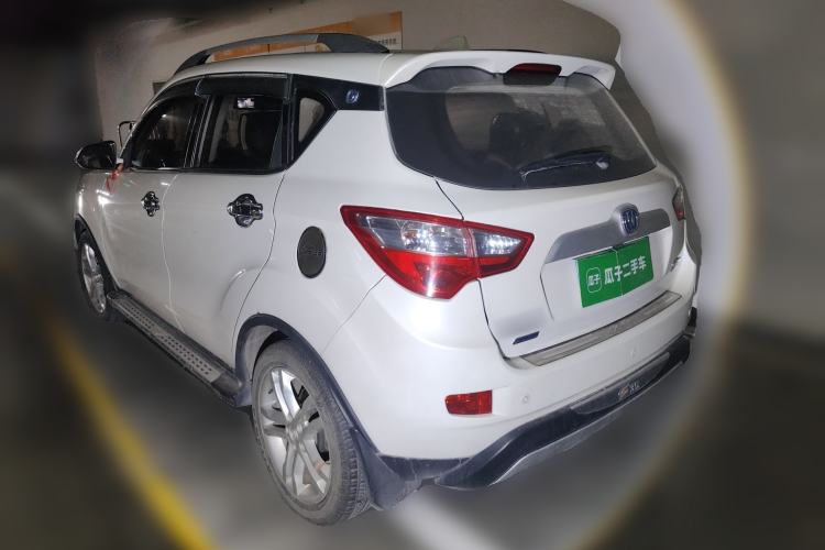 Used CHANGAN CS35 2015 1.6L Automatic Luxury Model China IV Standard
