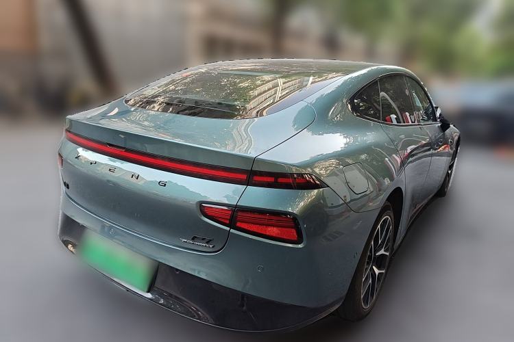 Used XPeng P7 2023 P7i 610 Pengyi Performance Edition Rear Right 45 Deg