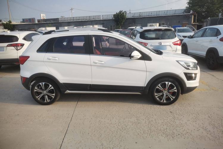 Used BAIC Senova X25 2017 1.5L Automatic Elite Navigation Edition