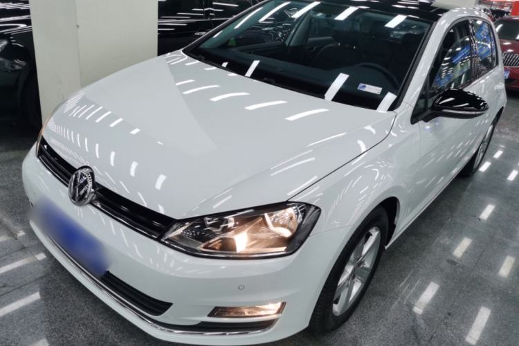 Used Volkswagen Golf 2017 1.6L Automatic Comfort Million-Vehicle Anniversary Edition