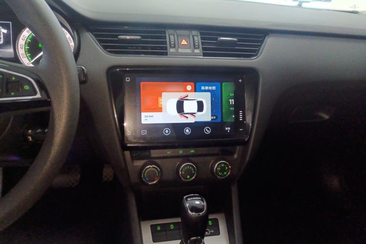 Used Skoda Octavia 2021 1.5L Automatic Comfort Edition
