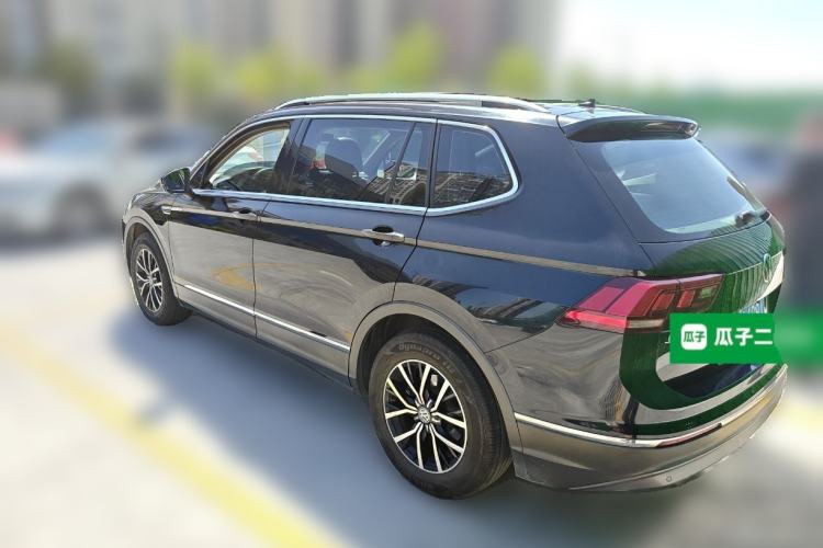 Used Volkswagen Tiguan L 2018 330TSI Automatic Two-Wheel Drive Luxury Edition
