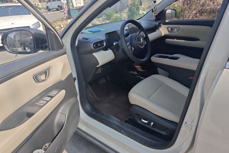 Used Wuling Bingo PLUS 2024 330 km Range Five-Seater Version