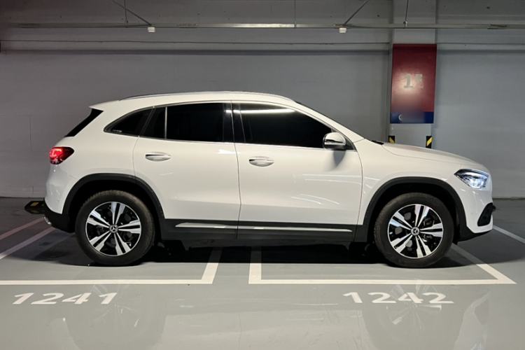 Used Mercedes-Benz GLA 2023 GLA 220
