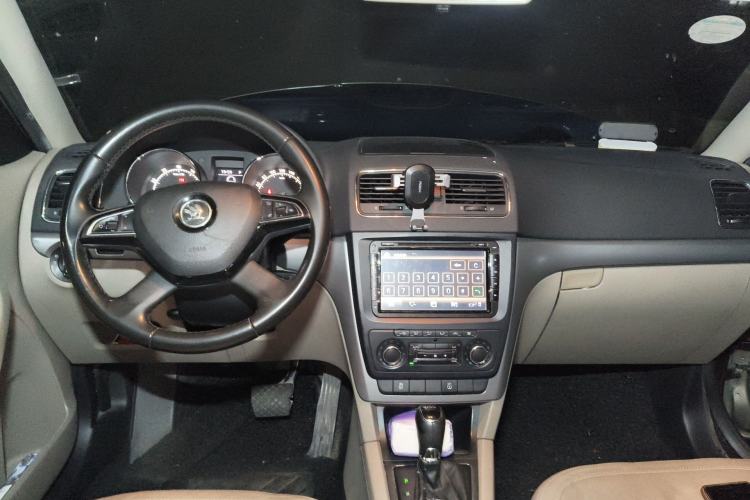 Used Skoda Yeti 2014 1.4 TSI DSG Polar Edition
