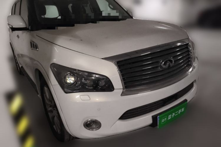 Used Infiniti QX 2011 QX56 Front Right 45 Deg