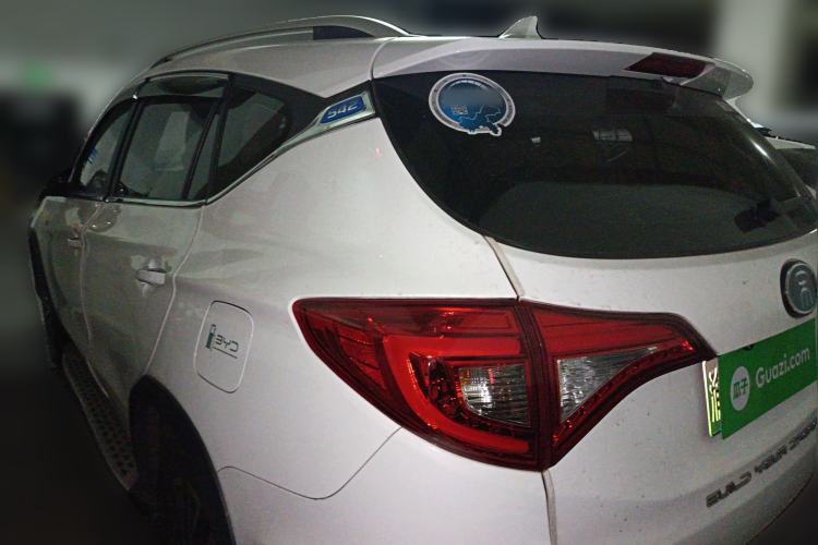 Used BYD Song New Energy 2017 Song DM 1.5TID All-Wheel Drive Luxury Model