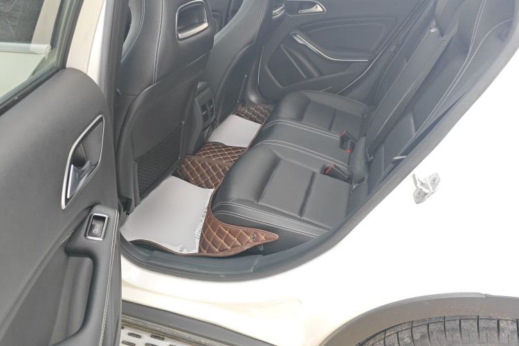 Used Mercedes-Benz GLA 2016 GLA 220 4MATIC Fashion Edition Left Rear Seat